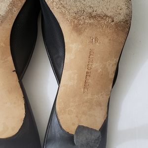 manolo blahnik arriga mules